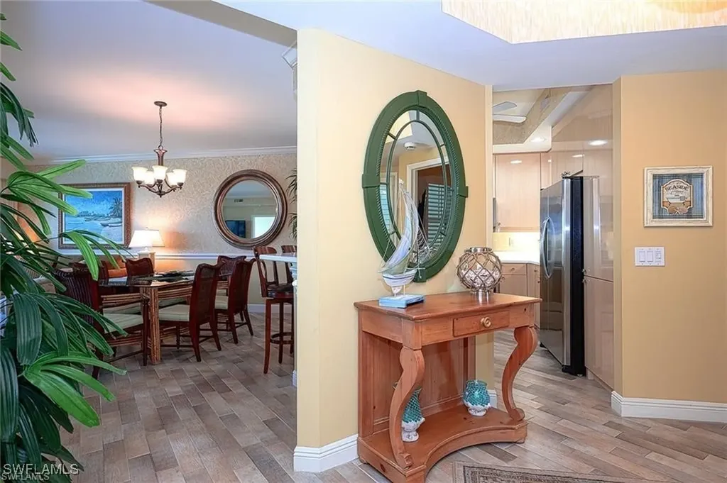 430 Cove Tower Drive Naples FL 34110