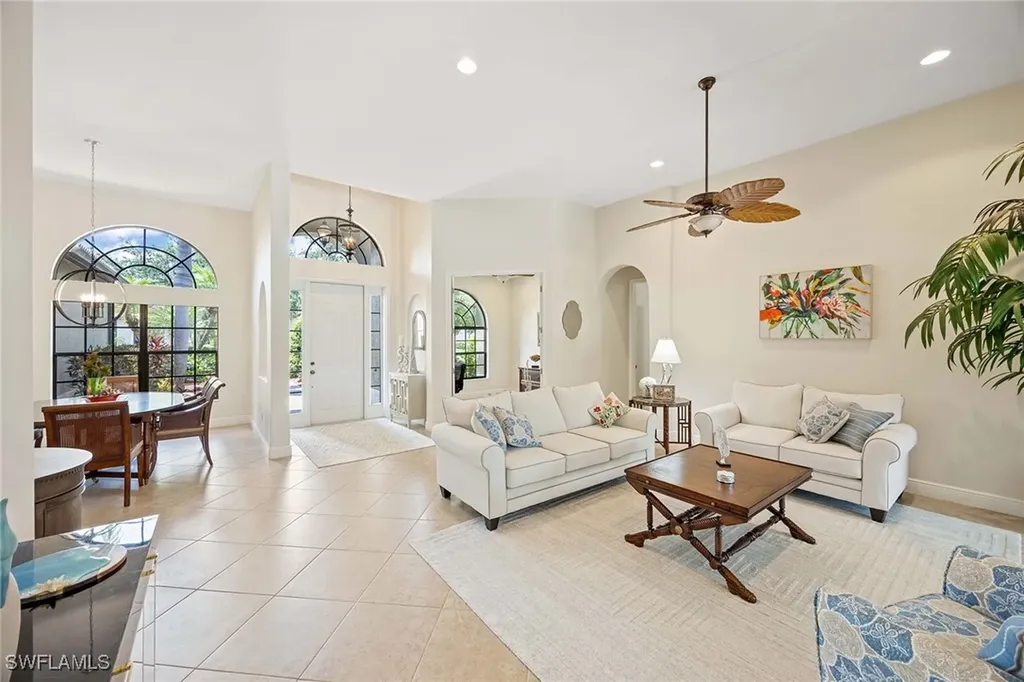 3820 Ruby Way Naples FL 34114