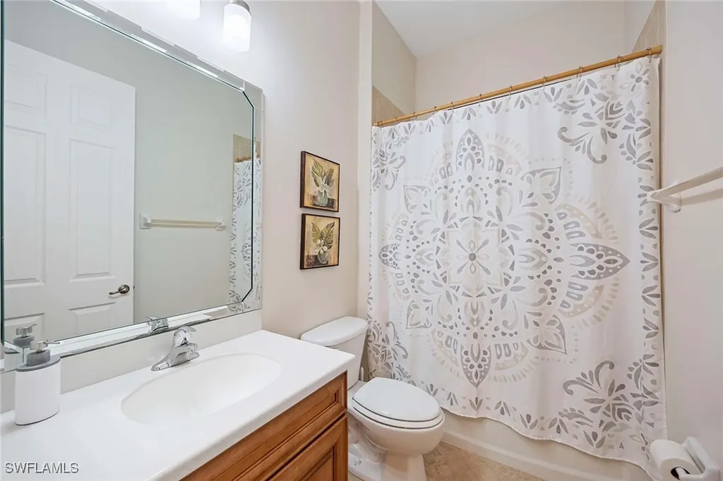 3820 Ruby Way Naples FL 34114