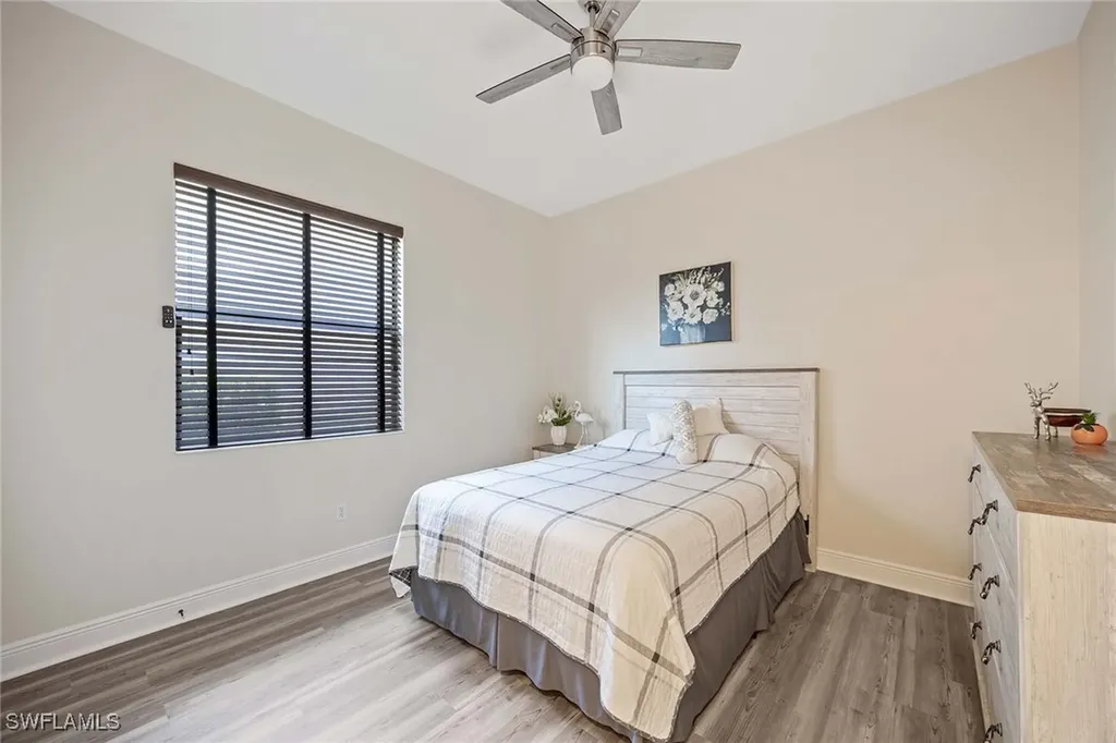 3820 Ruby Way Naples FL 34114