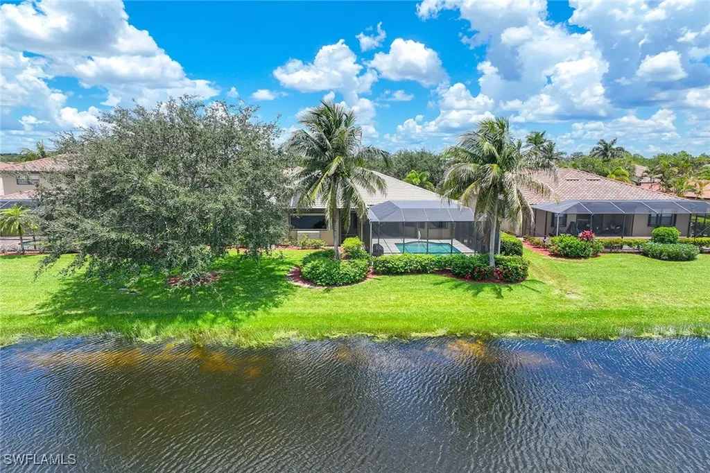 3820 Ruby Way Naples FL 34114