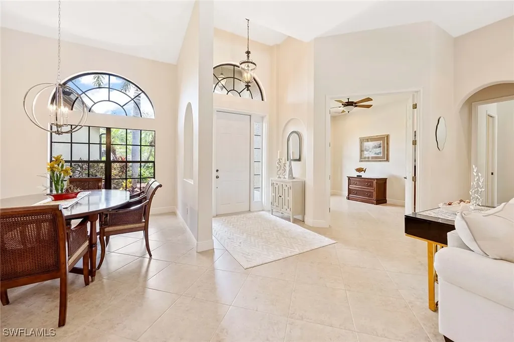 3820 Ruby Way Naples FL 34114