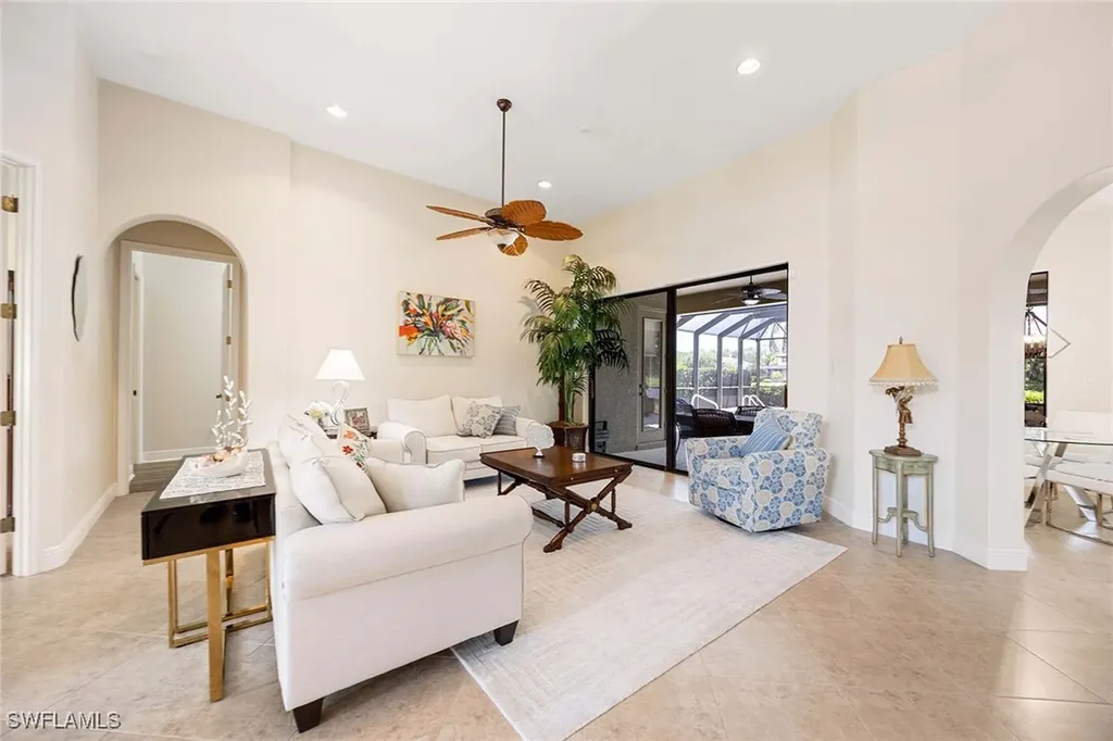 3820 Ruby Way Naples FL 34114