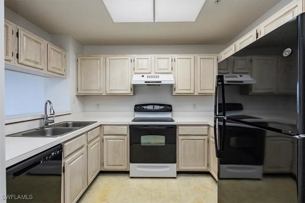 900 Arbor Lake Drive Naples FL 34110