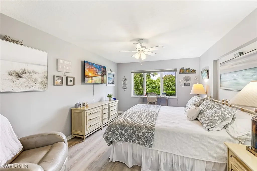 1562 Oyster Catcher Point Naples FL 34105