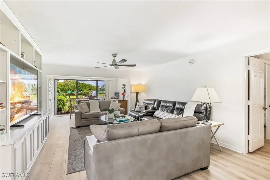 1562 Oyster Catcher Point Naples FL 34105