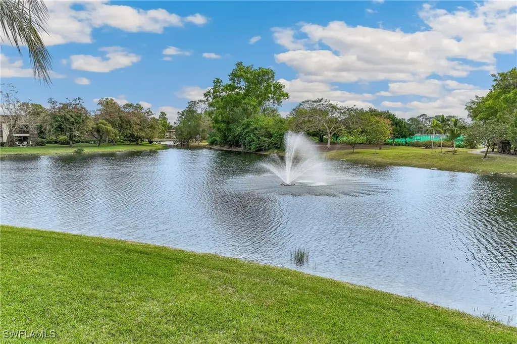 1562 Oyster Catcher Point Naples FL 34105