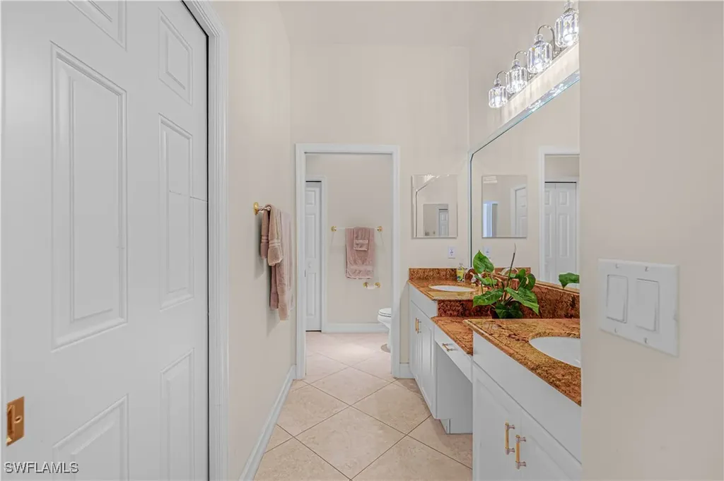 774 105th Avenue N Naples FL 34108