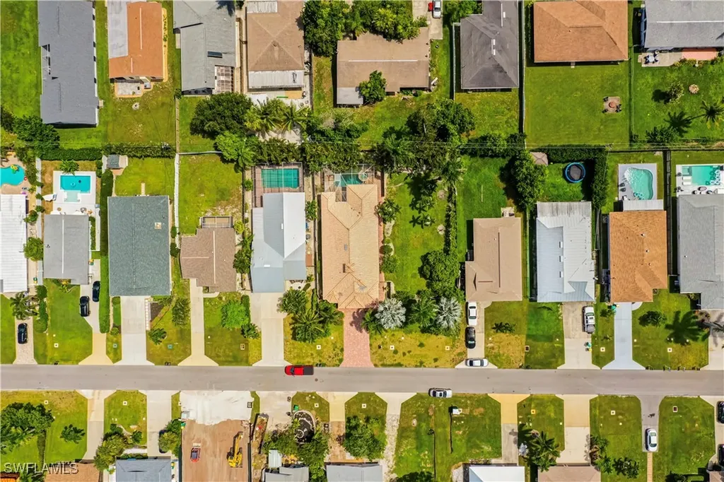 774 105th Avenue N Naples FL 34108