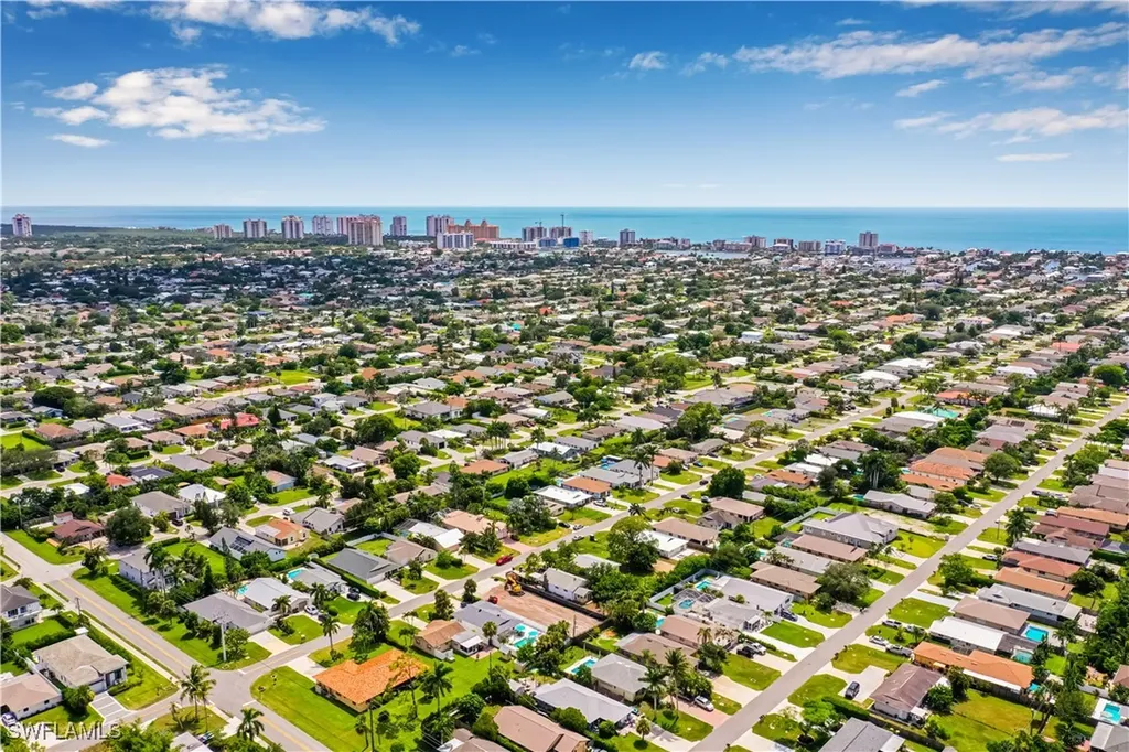 774 105th Avenue N Naples FL 34108