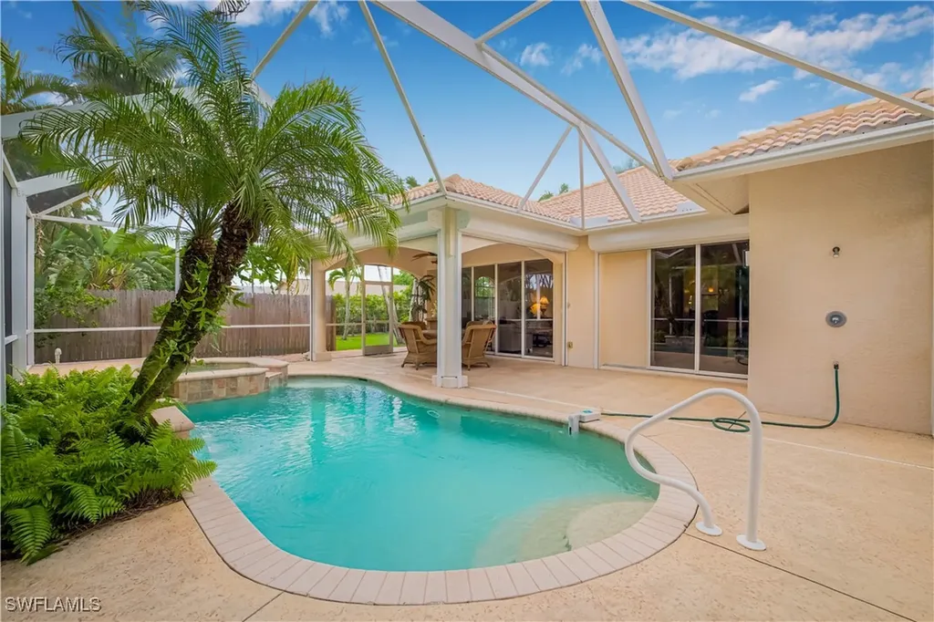 774 105th Avenue N Naples FL 34108