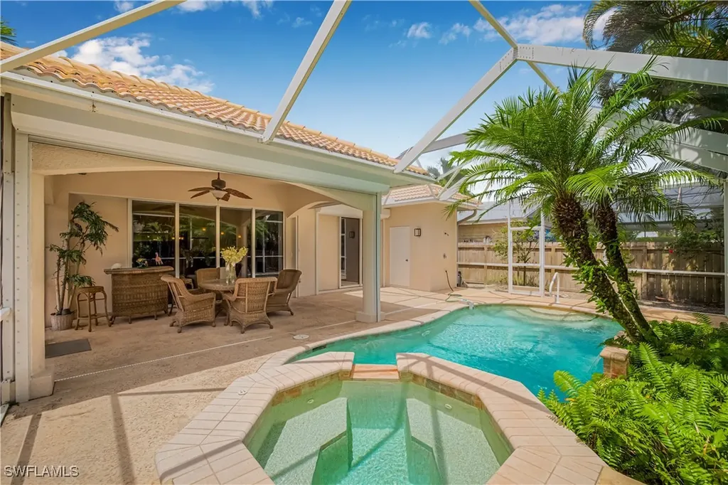 774 105th Avenue N Naples FL 34108