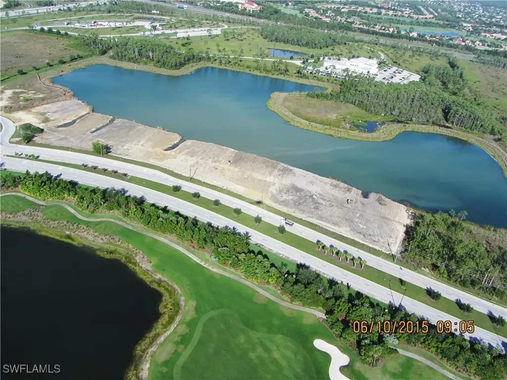 Fort Myers FL, Treeline Avenue