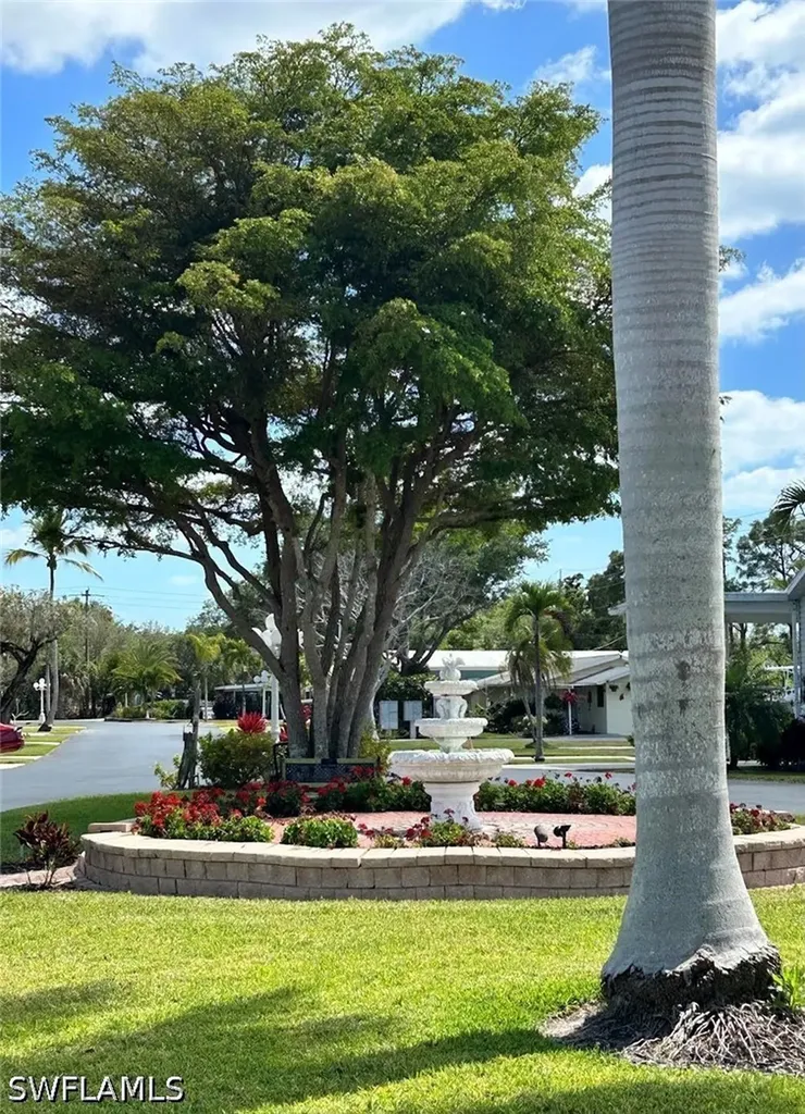 777 Walkerbilt #37 Road Naples FL 34110