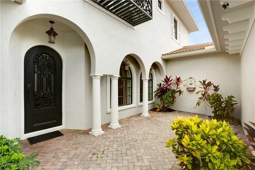 2138 El Dorado Parkway W Cape Coral FL 33914