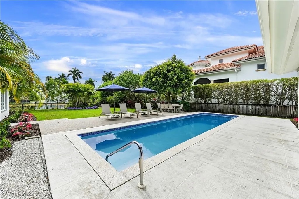 134 16th Avenue S Naples FL 34102
