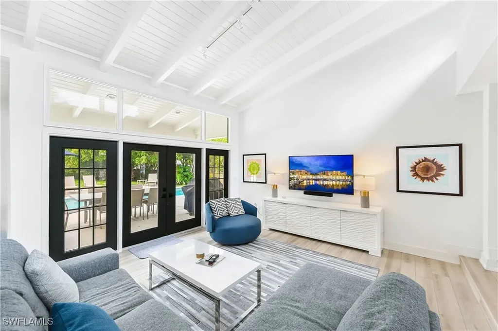 134 16th Avenue S Naples FL 34102