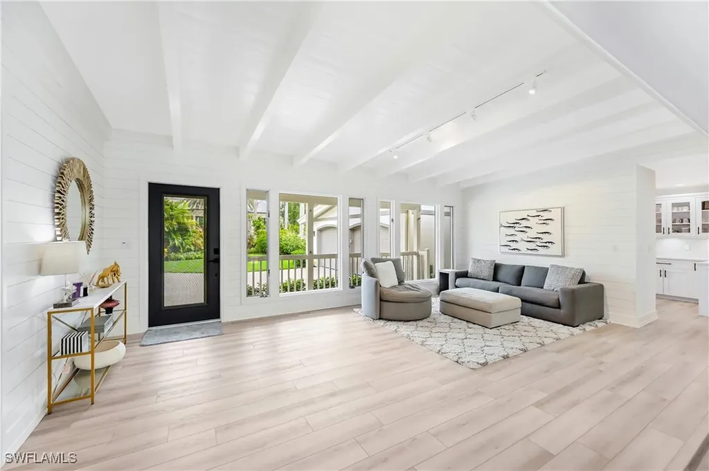134 16th Avenue S Naples FL 34102