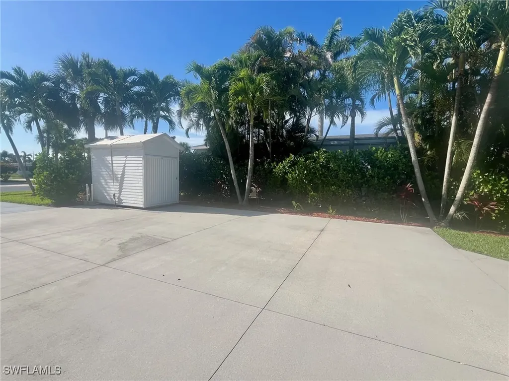 1021 Silver Lakes Boulevard Naples FL 34114