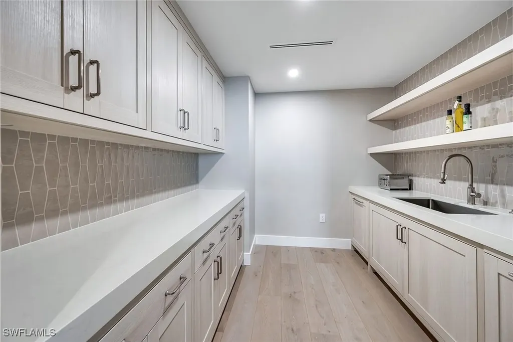 13945 Old Coast Road Naples FL 34110