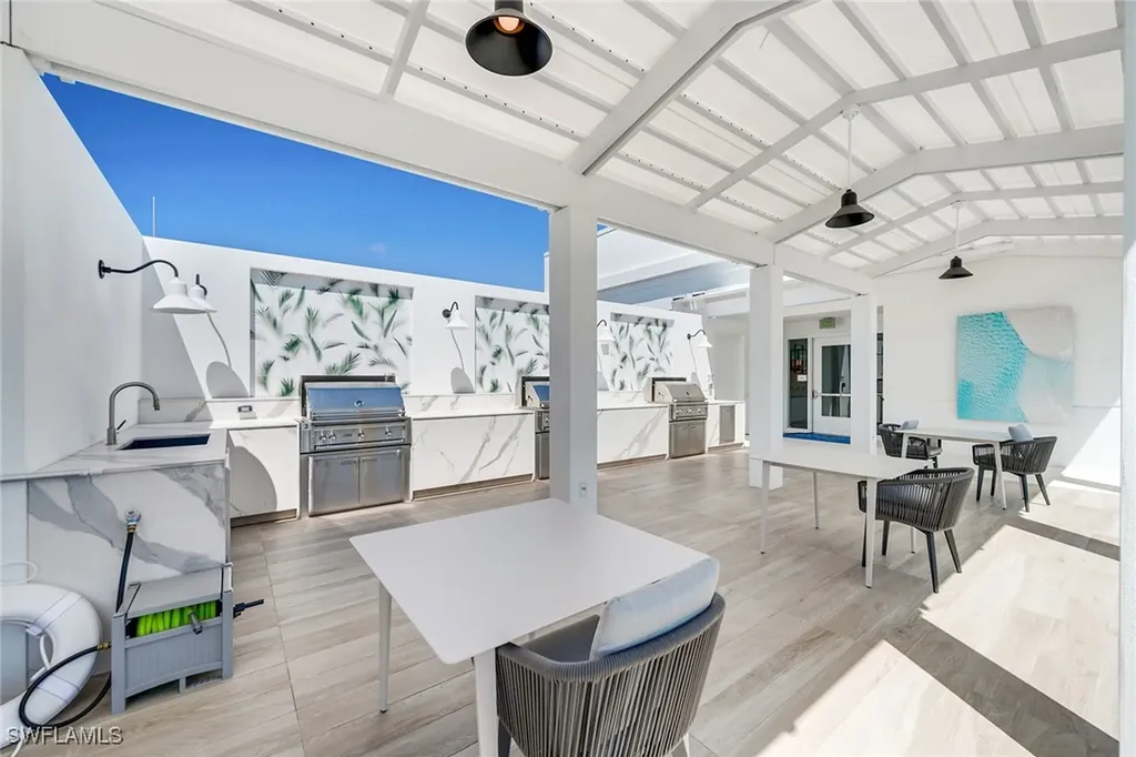13945 Old Coast Road Naples FL 34110