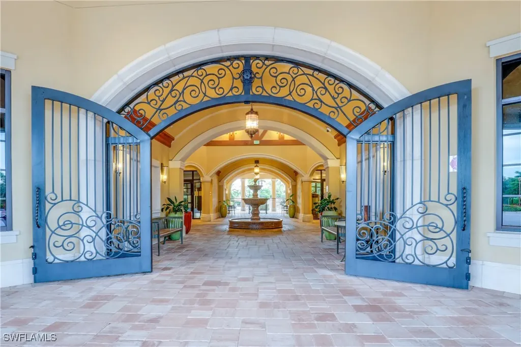 9254 Veneto Place Naples FL 34113