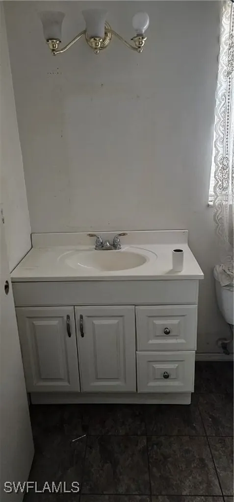 1404 SE 10th Terrace Cape Coral FL 33990