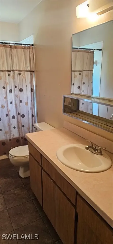 1404 SE 10th Terrace Cape Coral FL 33990
