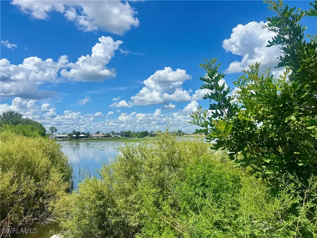 319 NW 11th Terrace Cape Coral FL 33993