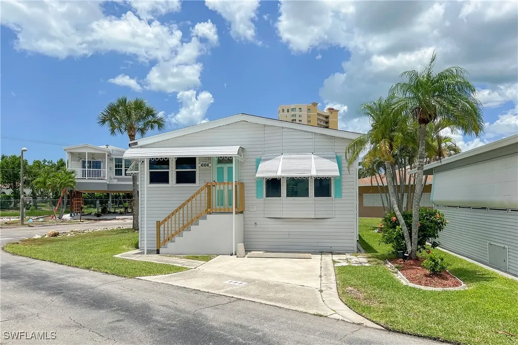 19681 Summerlin Road Fort Myers FL 33908