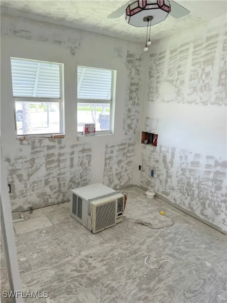 19681 Summerlin Road Fort Myers FL 33908