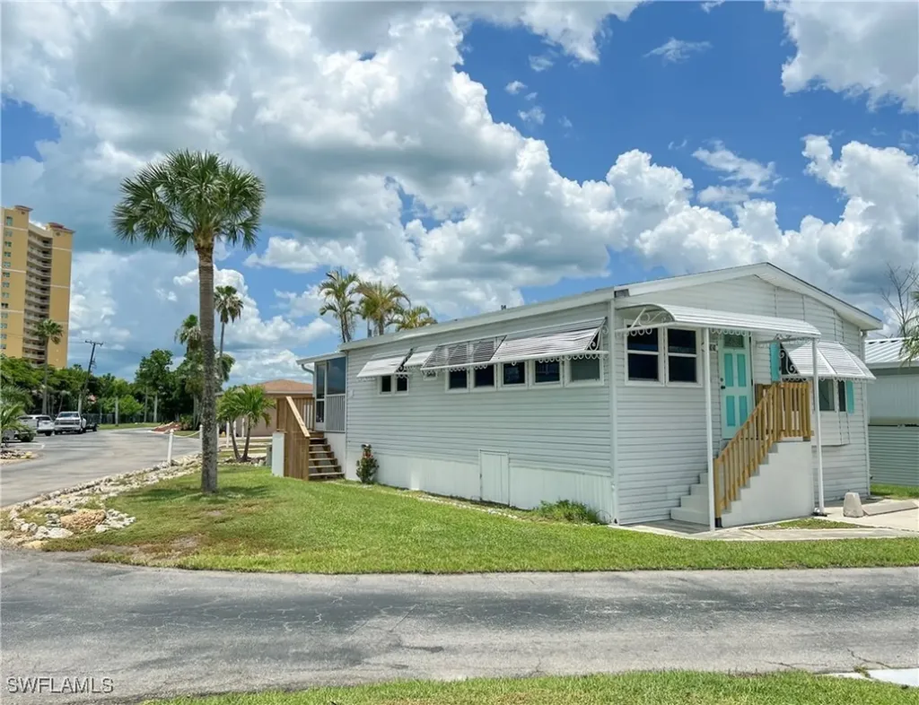 19681 Summerlin Road Fort Myers FL 33908