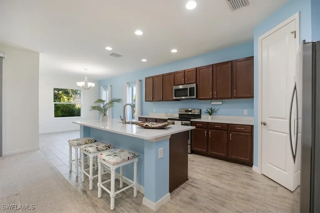 14607 Manchester Drive Naples FL 34114