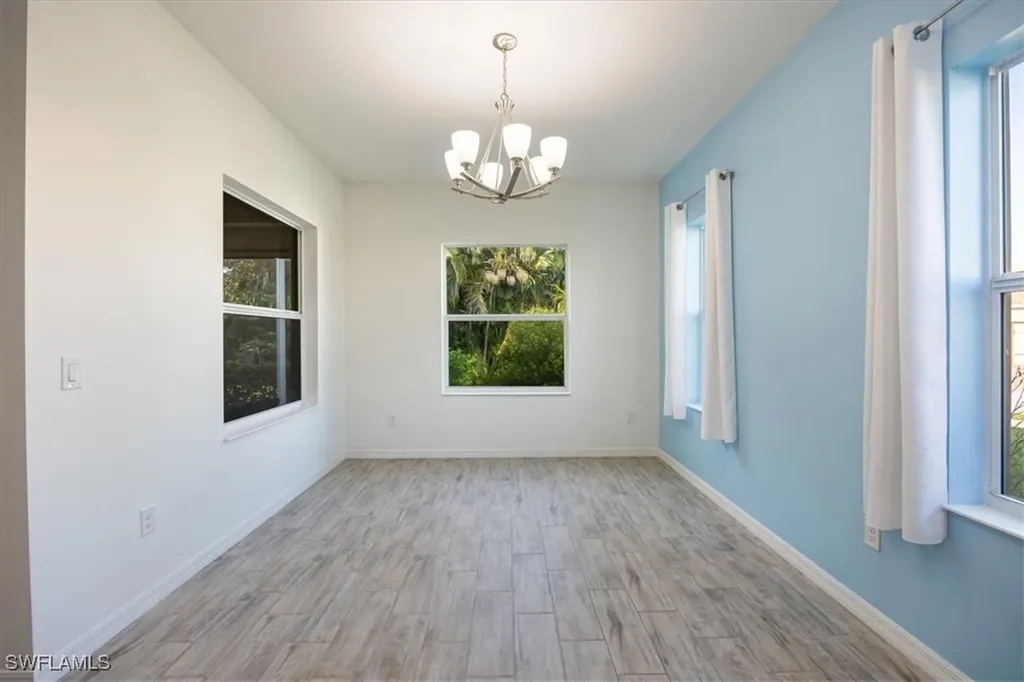 14607 Manchester Drive Naples FL 34114