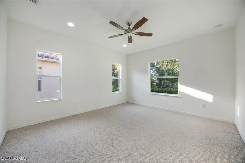 14607 Manchester Drive Naples FL 34114
