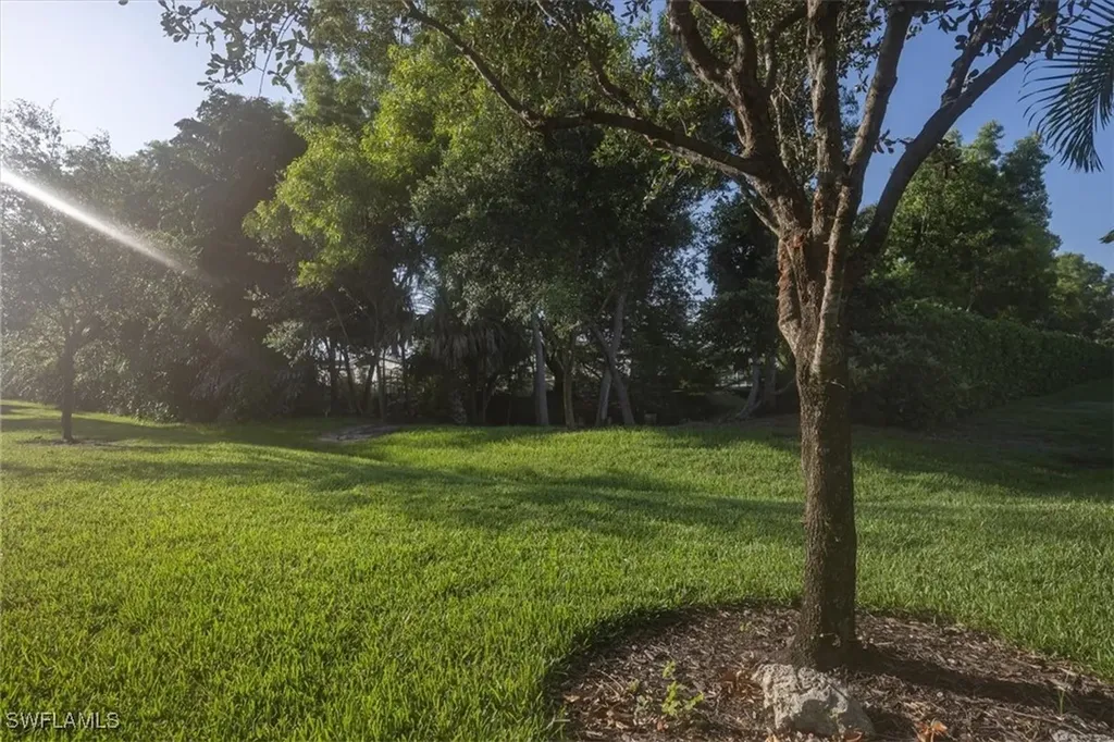 14607 Manchester Drive Naples FL 34114