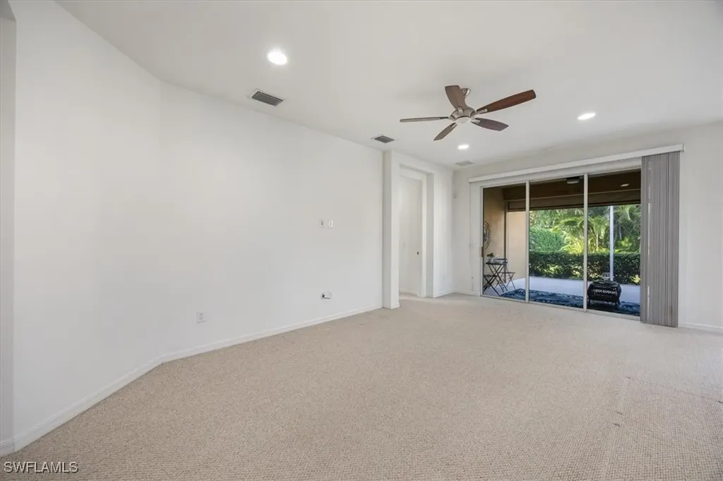 14607 Manchester Drive Naples FL 34114