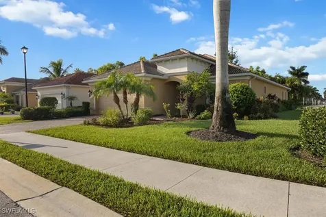 14607 Manchester Drive Naples FL 34114