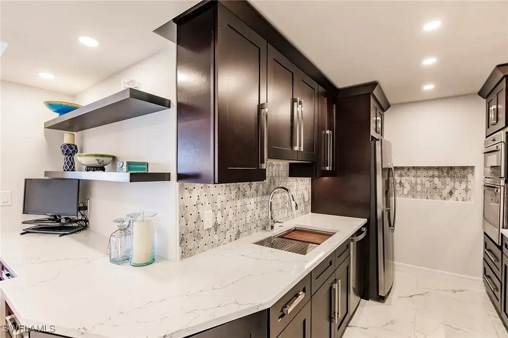 4001 Gulf Shore Boulevard N Naples FL 34103