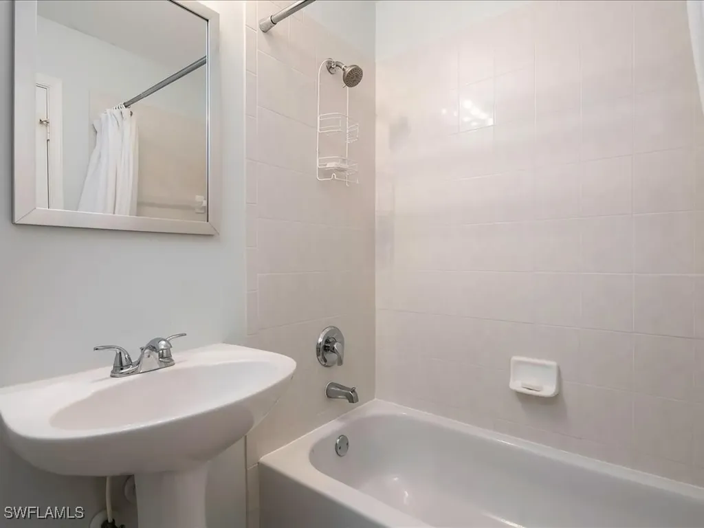 4655 Hawks Nest Way Naples FL 34114