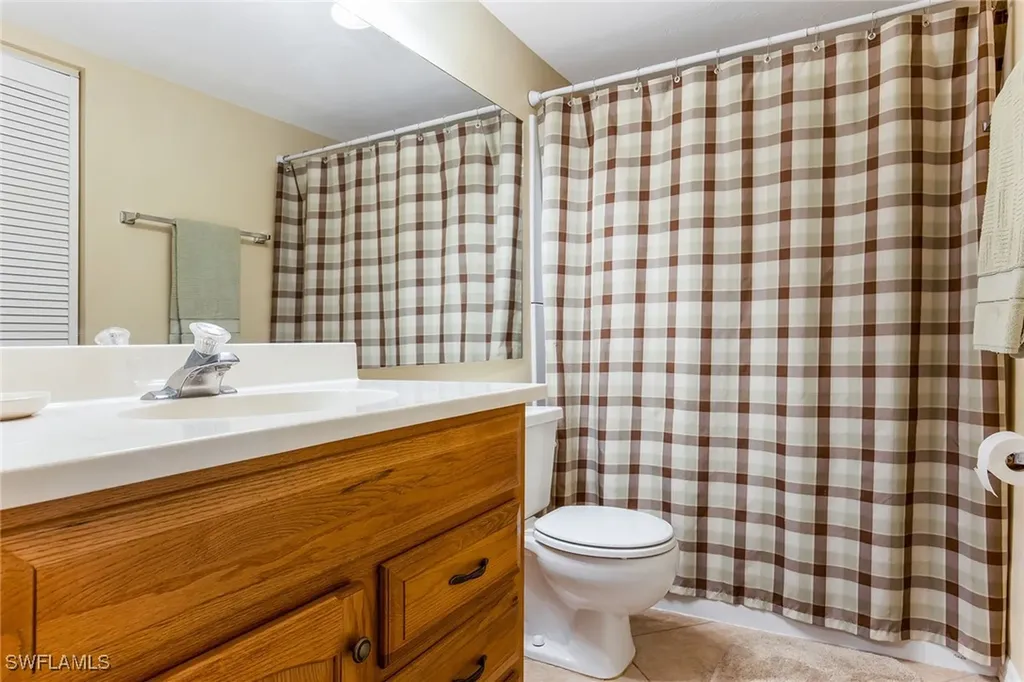 1075 Foxfire Lane Naples FL 34104