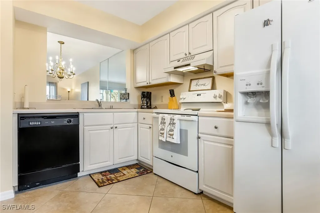 1075 Foxfire Lane Naples FL 34104