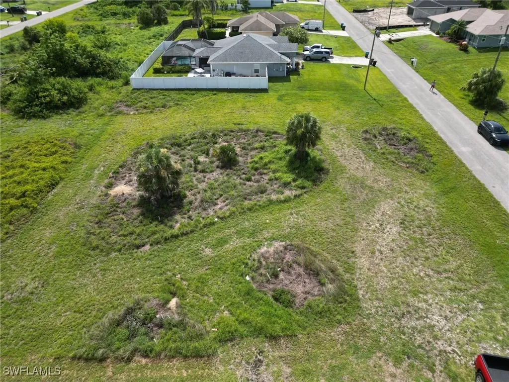 1707 NE 27th Terrace Cape Coral FL 33909