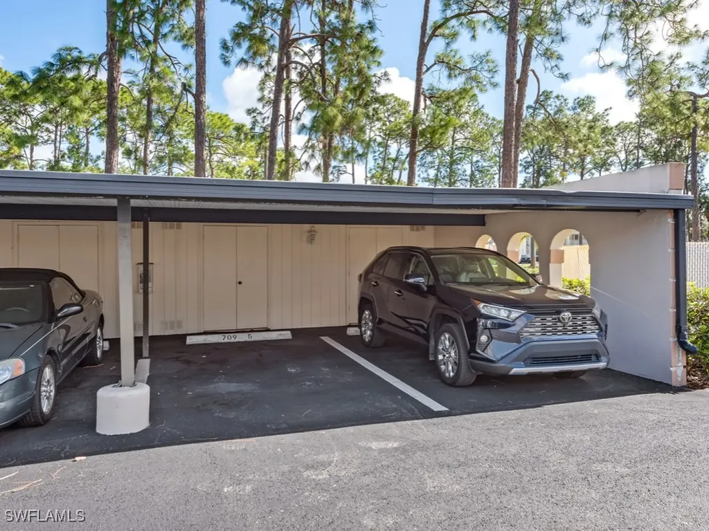 709 Augusta Boulevard Naples FL 34113