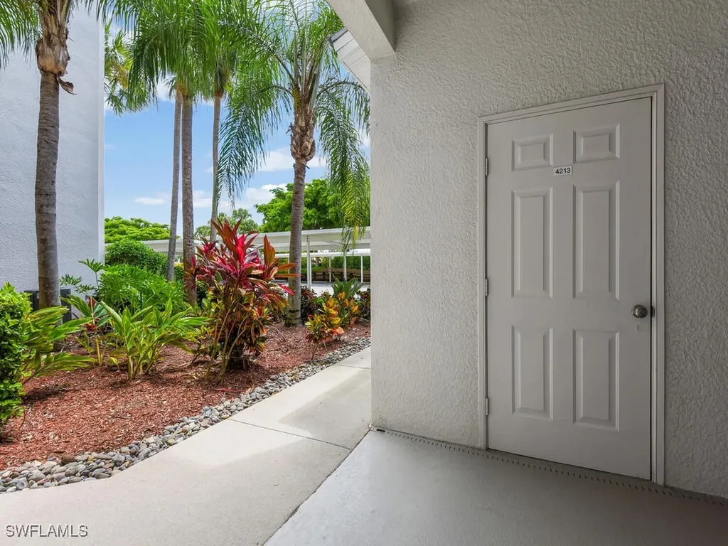 10350 Washingtonia Palm Way Fort Myers FL 33966