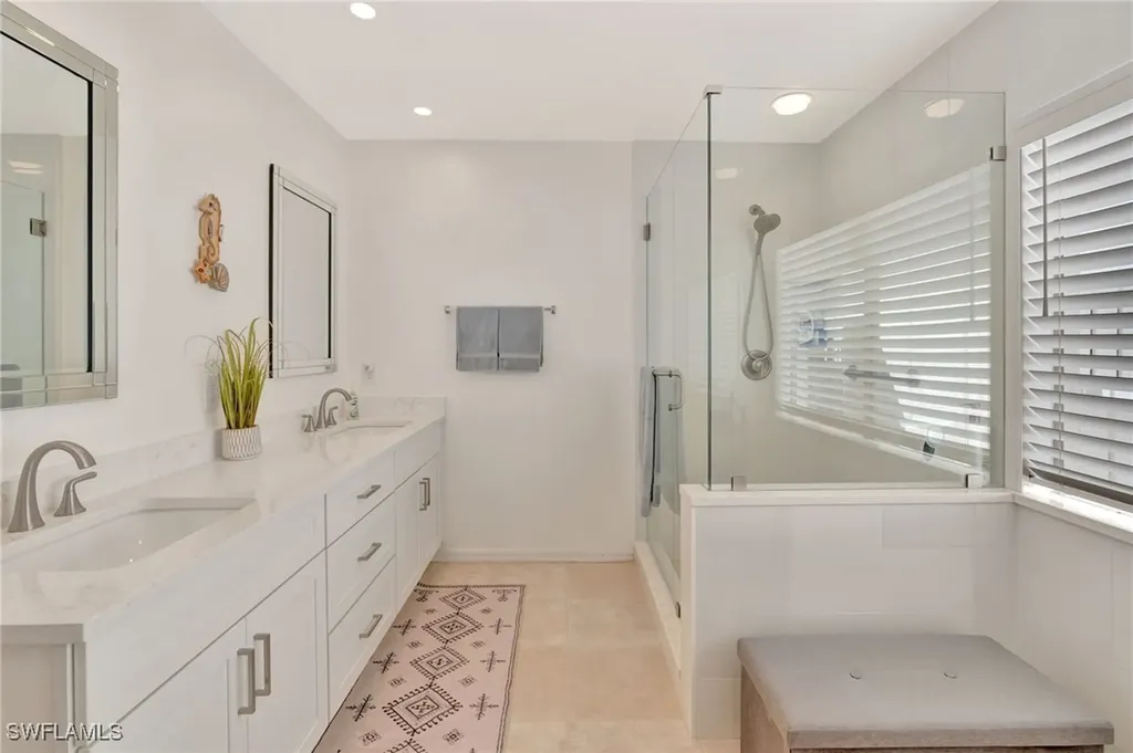 731 Reef Point Circle Naples FL 34108