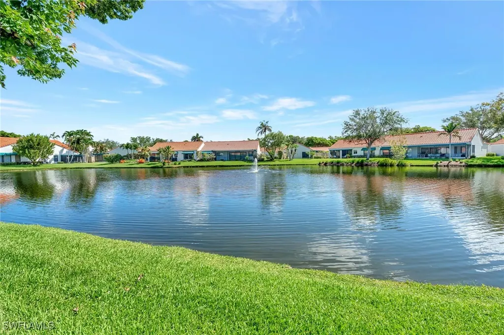 731 Reef Point Circle Naples FL 34108