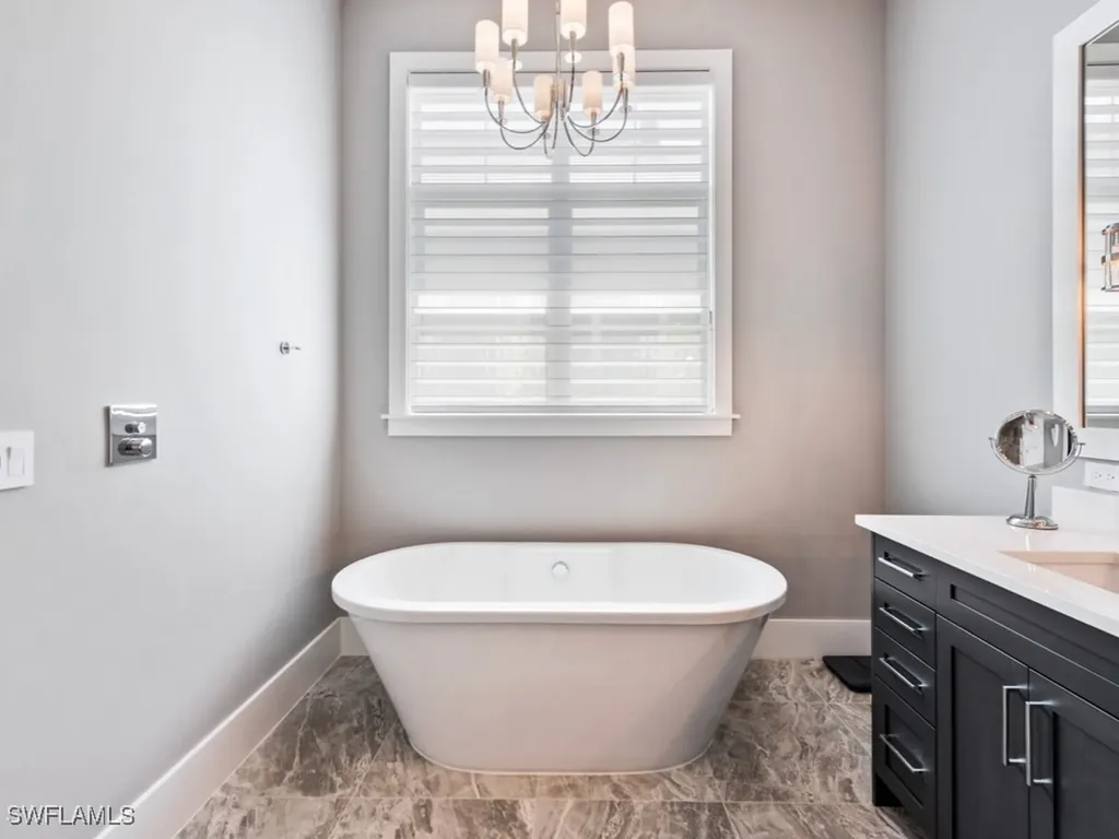 3340 Kumamoto Lane Naples FL 34114