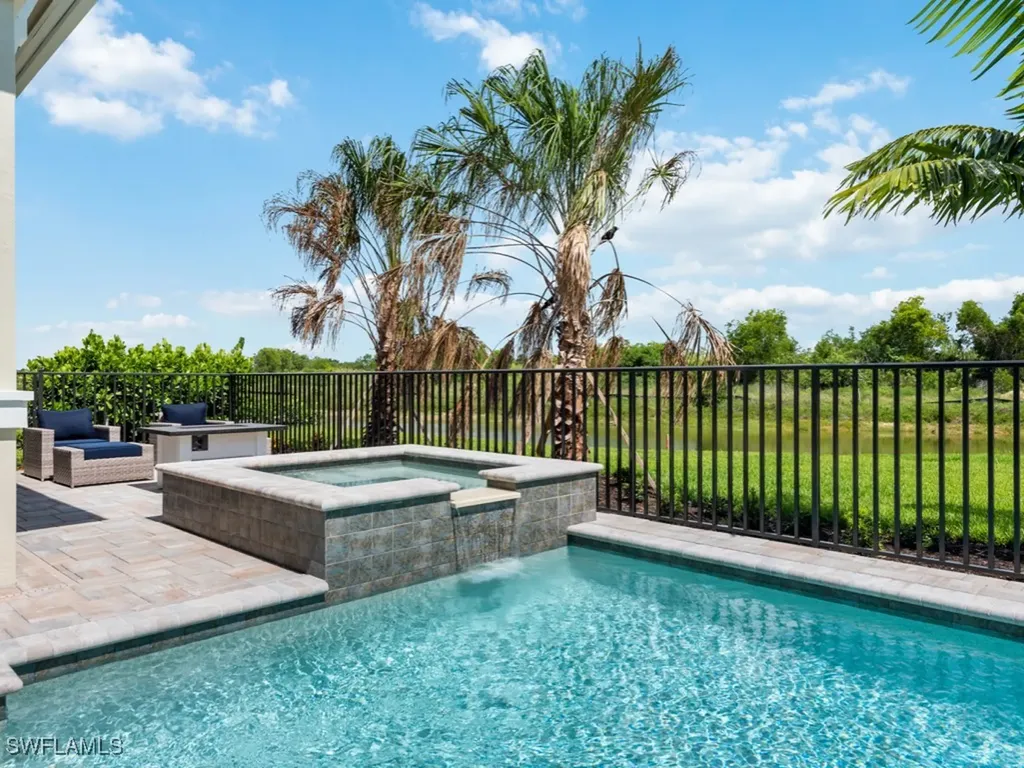 3340 Kumamoto Lane Naples FL 34114