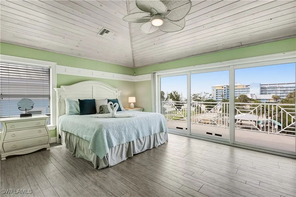 571 Palermo Circle Fort Myers Beach FL 33931